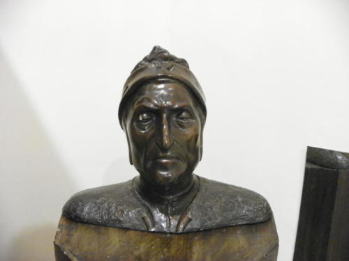 Busto raffigurante Dante 